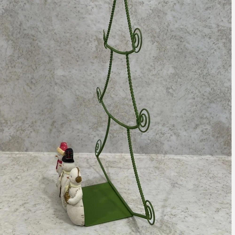 Hallmark Vintage Christmas Card Holder Festive Snowman Trio with Green Wire Tree